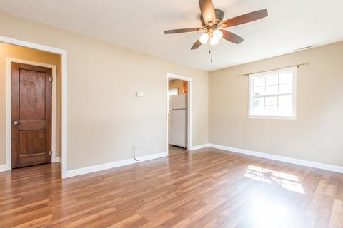 203 E Irving St, Normal, IL 61761 photo 3