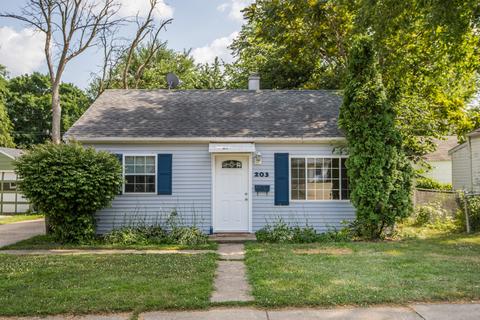 203 E Irving St, Normal, IL 61761 photo 1