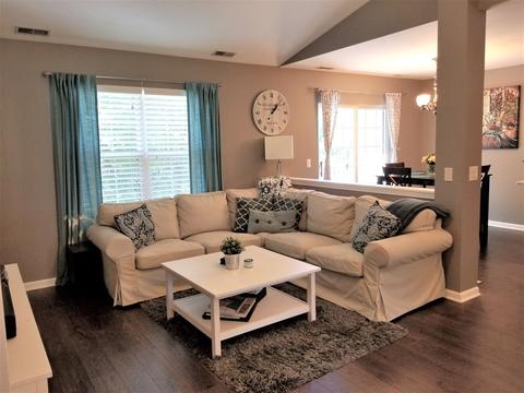 156 Bay Dr, Itasca, IL 60143 photo 8