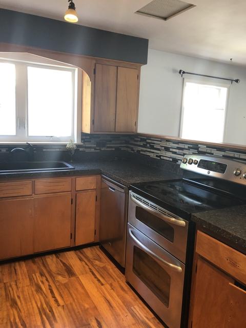 544 E 3rd St, Lockport, IL 60441 photo 6