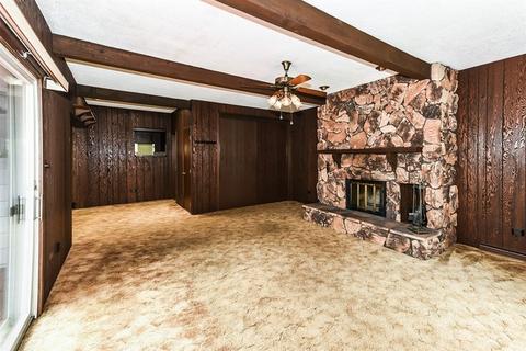 333 S Wolf Rd, Des Plaines, IL 60016 photo 14
