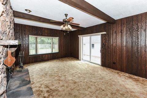 333 S Wolf Rd, Des Plaines, IL 60016 photo 13