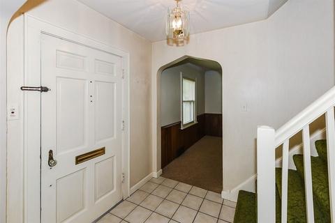 333 S Wolf Rd, Des Plaines, IL 60016 photo 2