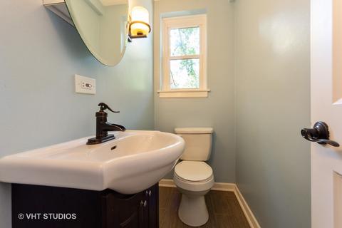 425 E Washington St, Des Plaines, IL 60016 photo 19