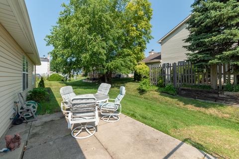 1248 Clover Ln, Hoffman Estates, IL 60192 photo 22