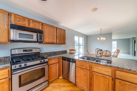 1248 Clover Ln, Hoffman Estates, IL 60192 photo 10