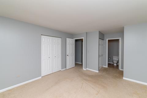 1248 Clover Ln, Hoffman Estates, IL 60192 photo 14