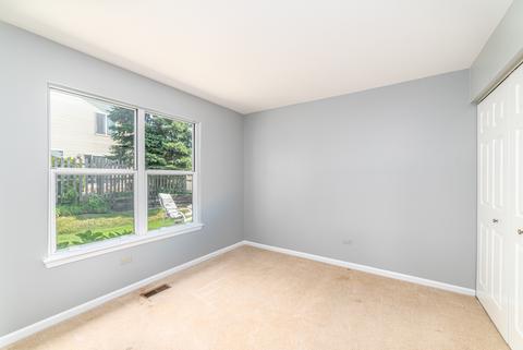 1248 Clover Ln, Hoffman Estates, IL 60192 photo 18
