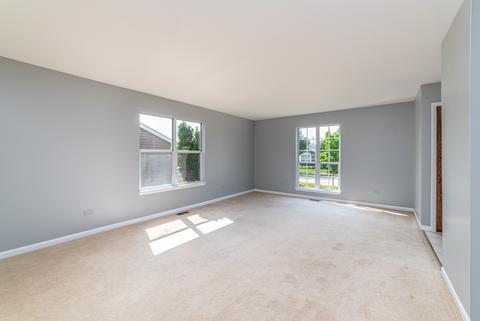 1248 Clover Ln, Hoffman Estates, IL 60192 photo 6