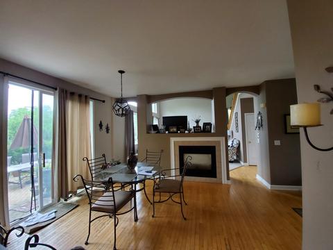 5620 Trinity Ct, Gurnee, IL 60031 photo 3