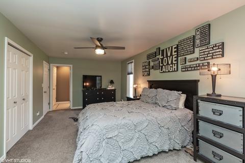 915 S Main St, Wheaton, IL 60189 photo 11