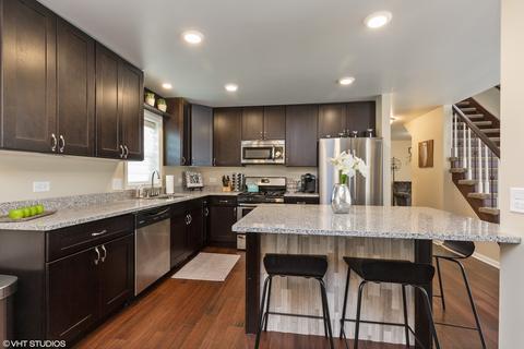 915 S Main St, Wheaton, IL 60189 photo 7