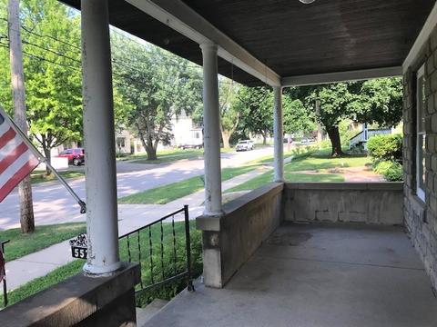 557 Enterprise St, Elgin, IL 60120 photo 2
