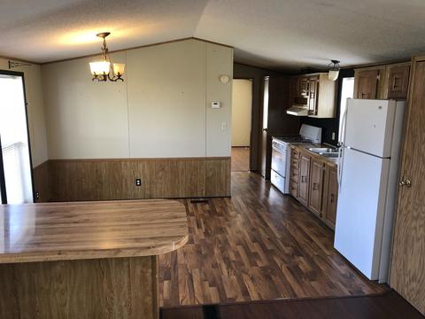 104 E Logan St, Longview, IL 61852 photo 15