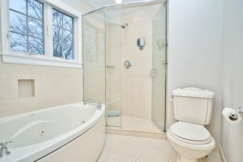 4052 Michelline Ln, Northbrook, IL 60062 photo 29