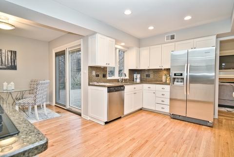 4052 Michelline Ln, Northbrook, IL 60062 photo 13