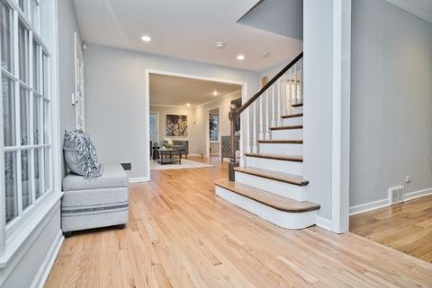 4052 Michelline Ln, Northbrook, IL 60062 photo 9