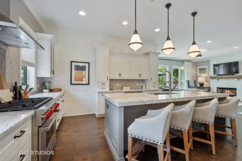 307 E Hillside Ave, Barrington, IL 60010 photo 5