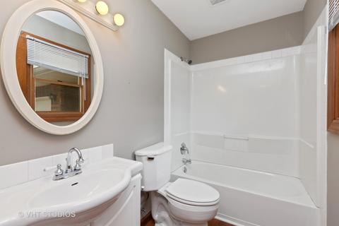 1750 Sheffield Dr, Elgin, IL 60123 photo 7