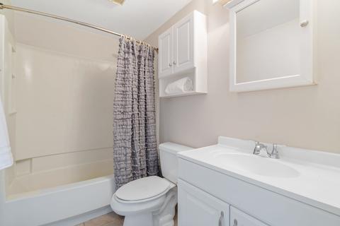 1409 Sheffield Dr, Elgin, IL 60123 photo 20