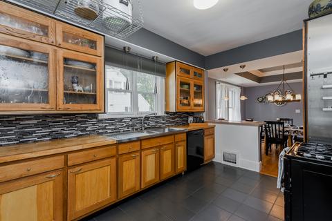 403 Western Ave, Wheaton, IL 60187 photo 9