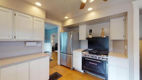 121 Hamilton Ave, Elgin, IL 60123 photo 7