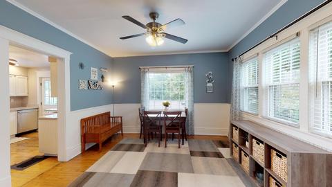 121 Hamilton Ave, Elgin, IL 60123 photo 4