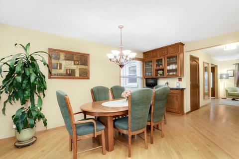 673 Rose Ave, Des Plaines, IL 60016 photo 11