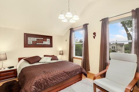 673 Rose Ave, Des Plaines, IL 60016 photo 14