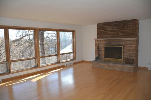 800 Riverview Dr, Algonquin, IL 60102 photo 9