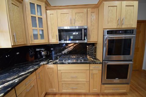 647 Philip Dr, Bartlett, IL 60103 photo 9