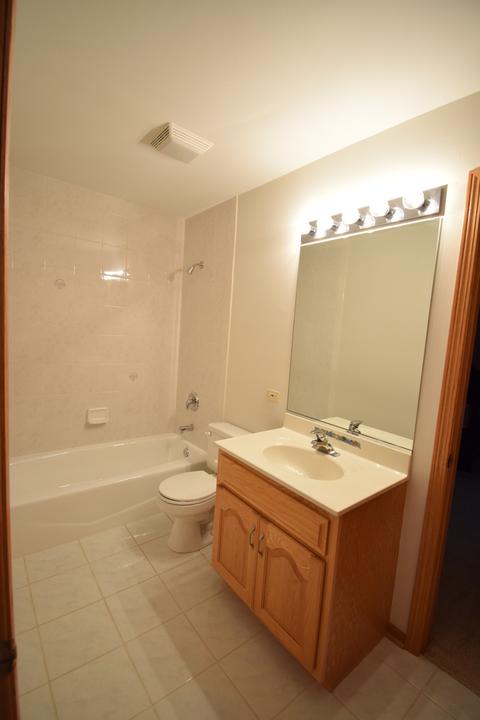 647 Philip Dr, Bartlett, IL 60103 photo 26