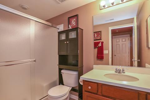 1904 Eton Dr, Hoffman Estates, IL 60192 photo 25