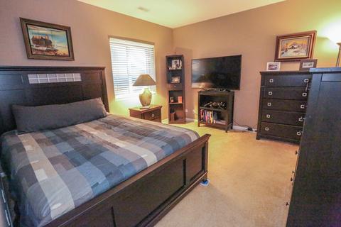 1904 Eton Dr, Hoffman Estates, IL 60192 photo 23