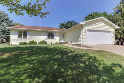 215 Columbia Dr, Normal, IL 61761 photo 1