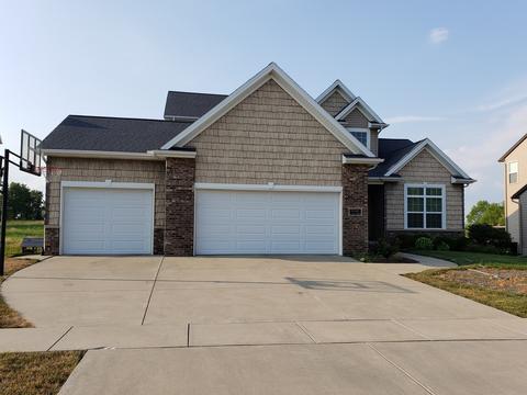 5004 Longfield Rd, Bloomington, IL 61705 photo 1