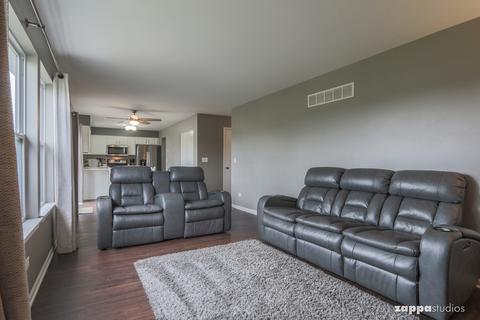 2307 Willow Lakes Dr, Plainfield, IL 60586 photo 7