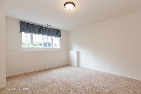 2251 Dawson Ln, Algonquin, IL 60102 photo 11
