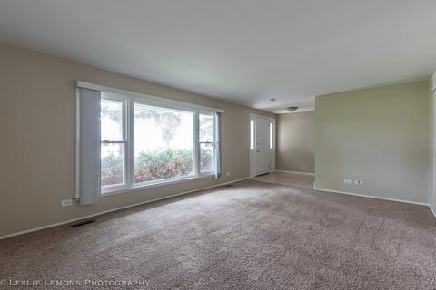 1802 E Boulder Dr, Mount Prospect, IL 60056 photo 7