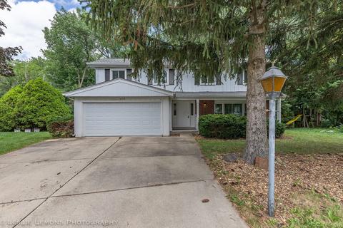 1802 E Boulder Dr, Mount Prospect, IL 60056 photo 1