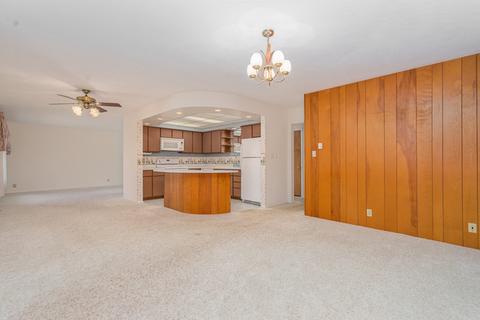 490 E Southmor Rd, Morris, IL 60450 photo 4