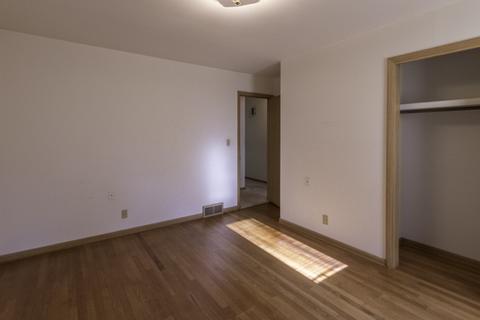 640 Konen Ave, Aurora, IL 60505 photo 13