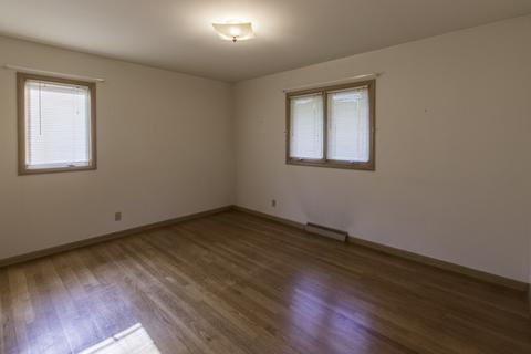 640 Konen Ave, Aurora, IL 60505 photo 12