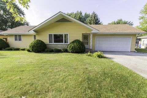 640 Konen Ave, Aurora, IL 60505 photo 1