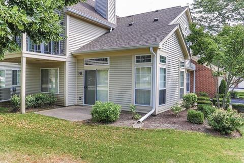 402 Cromwell Cir #1, Bartlett, IL 60103 photo 19