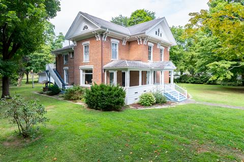 513 E 3rd St, Sandwich, IL 60548 photo 2
