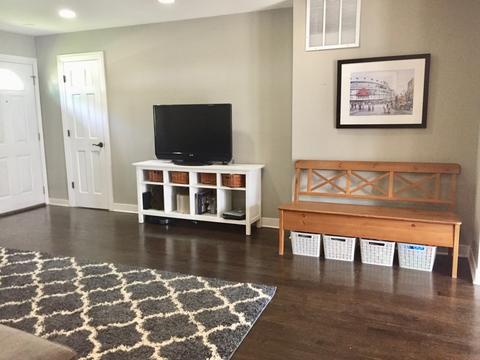 157 W Manchester Dr, Wheeling, IL 60090 photo 11