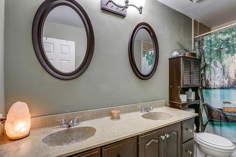 284 Hill Ave, Bartlett, IL 60103 photo 10