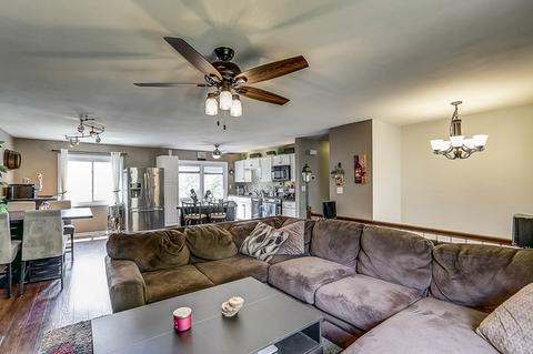 284 Hill Ave, Bartlett, IL 60103 photo 6