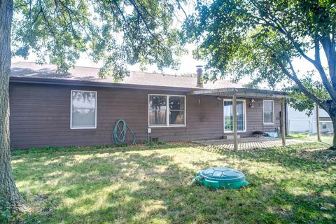 103 Sheringham Dr, Normal, IL 61761 photo 3